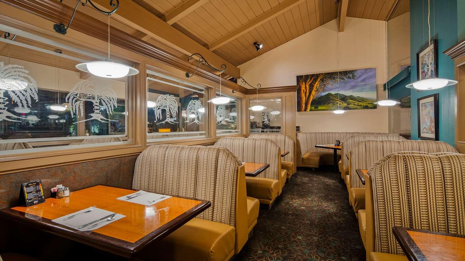 Best Western Plus Pepper Tree Inn Santa Barbara Exterior foto