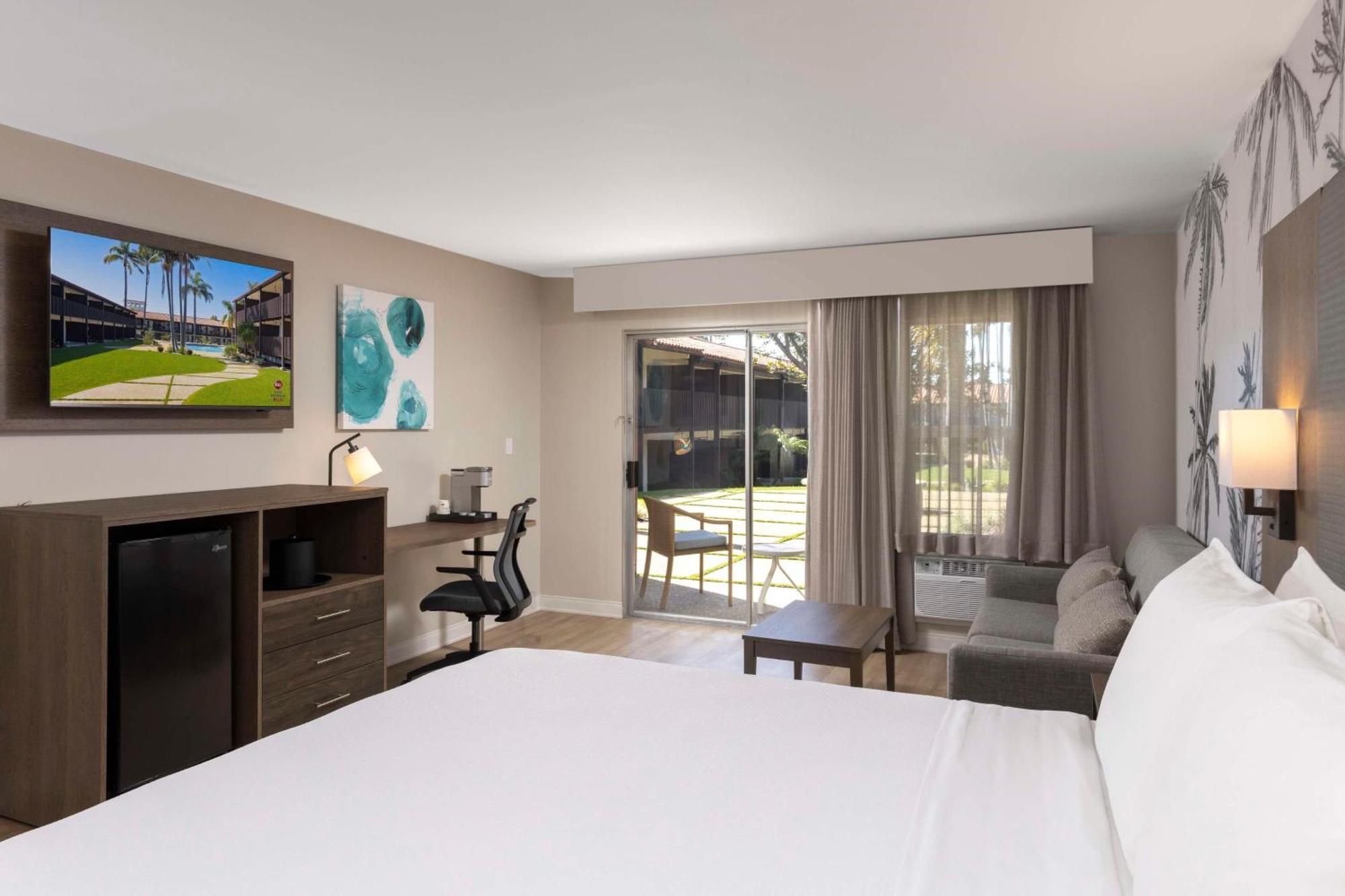 Best Western Plus Pepper Tree Inn Santa Barbara Exterior foto