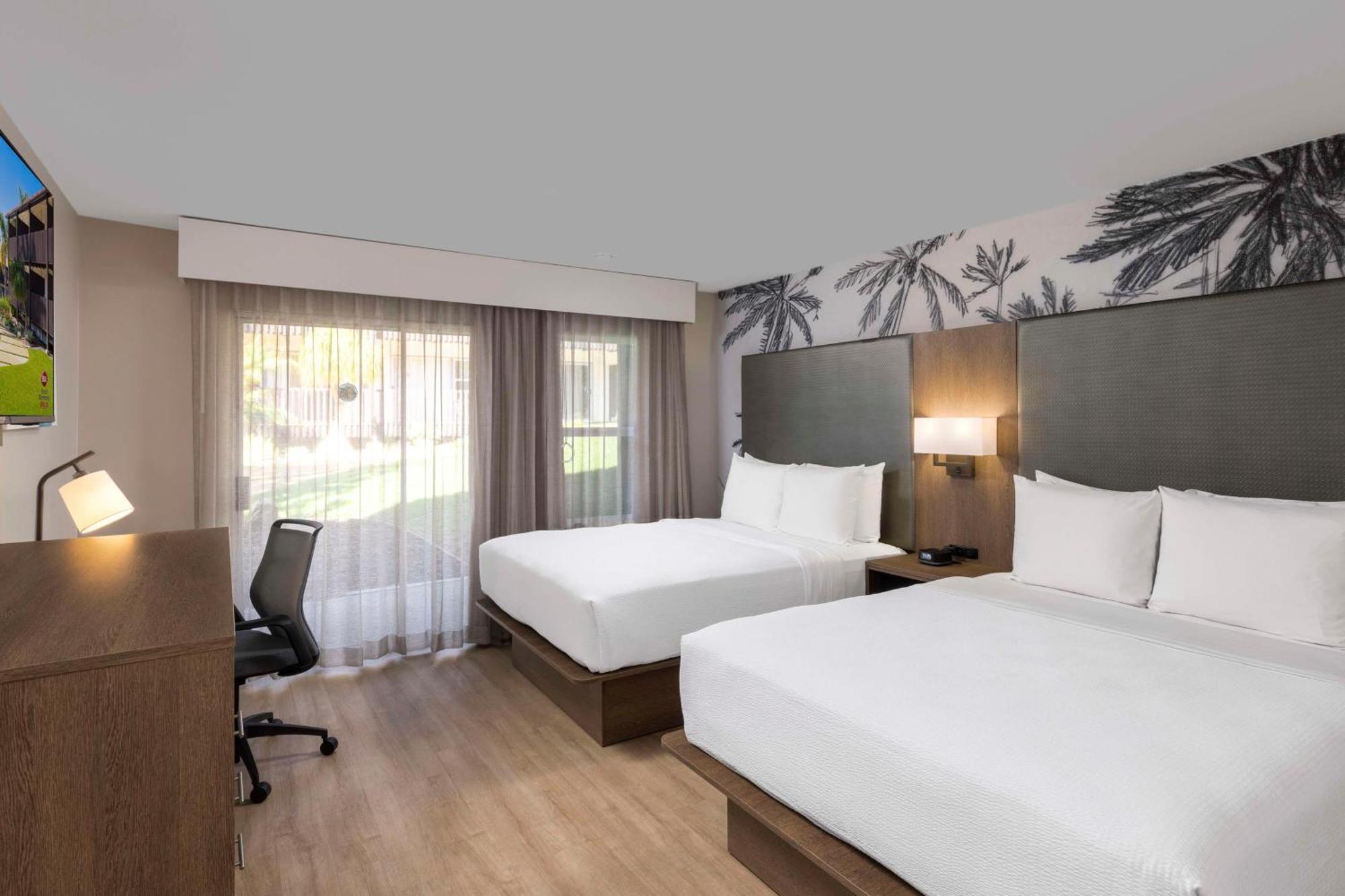 Best Western Plus Pepper Tree Inn Santa Barbara Exterior foto